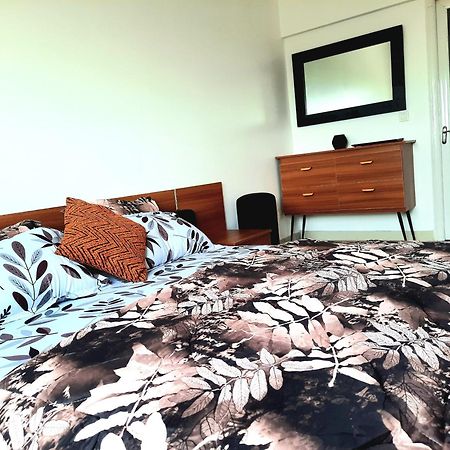 Chambres Meublees Avenue Cheikh Anta Diop Dakar Exteriér fotografie