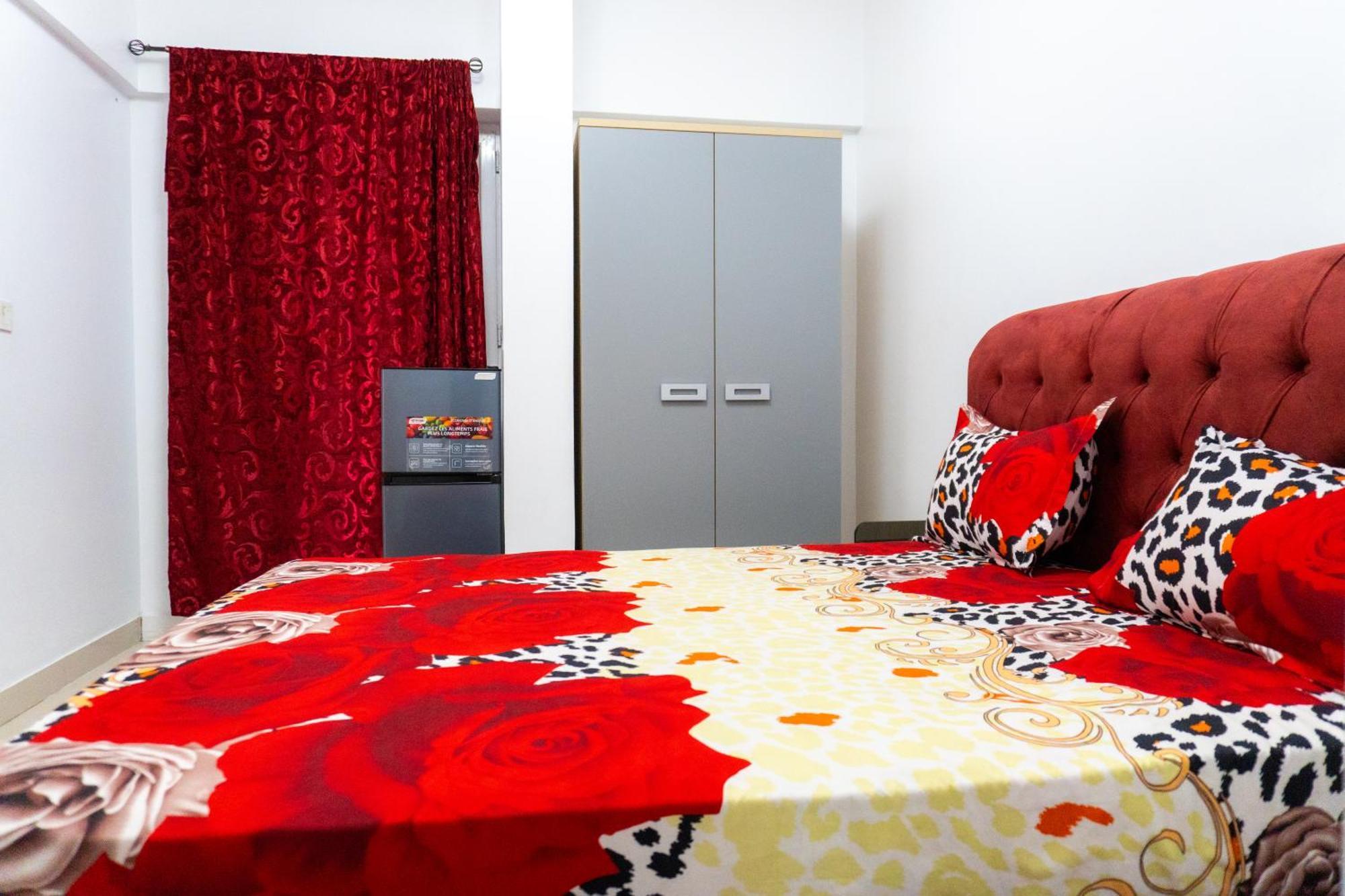 Chambres Meublees Avenue Cheikh Anta Diop Dakar Exteriér fotografie